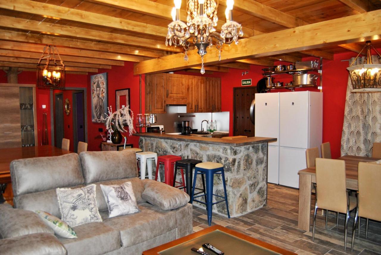 Complejo Casas Rurales Mansiones Y Villas Deluxe Collado Mediano Bagian luar foto