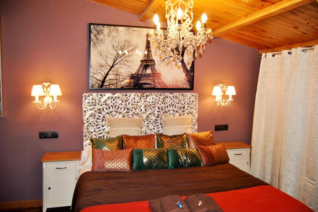 Complejo Casas Rurales Mansiones Y Villas Deluxe Collado Mediano Bagian luar foto